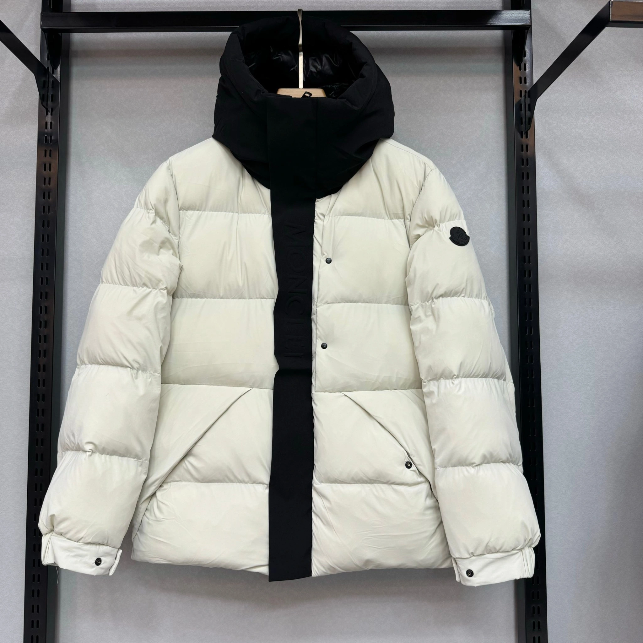 wg.luxury- 7o9385r Down jacket nylon white duck down 2colour item:E-F125H2254-2